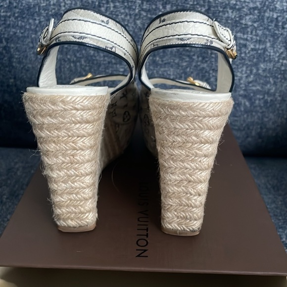 Authentic Louis Vuitton Monogram Canvas Espadrilles. Size:36. - Picture 6 of 13